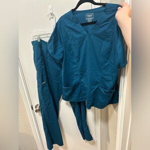 Cherokee Revolution Caribbean Blue Scrub Set X-LARGE Top // LARGE Bottoms Unisex